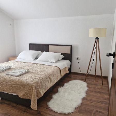 Knezevic Apartman Podgoriçe Dış mekan fotoğraf
